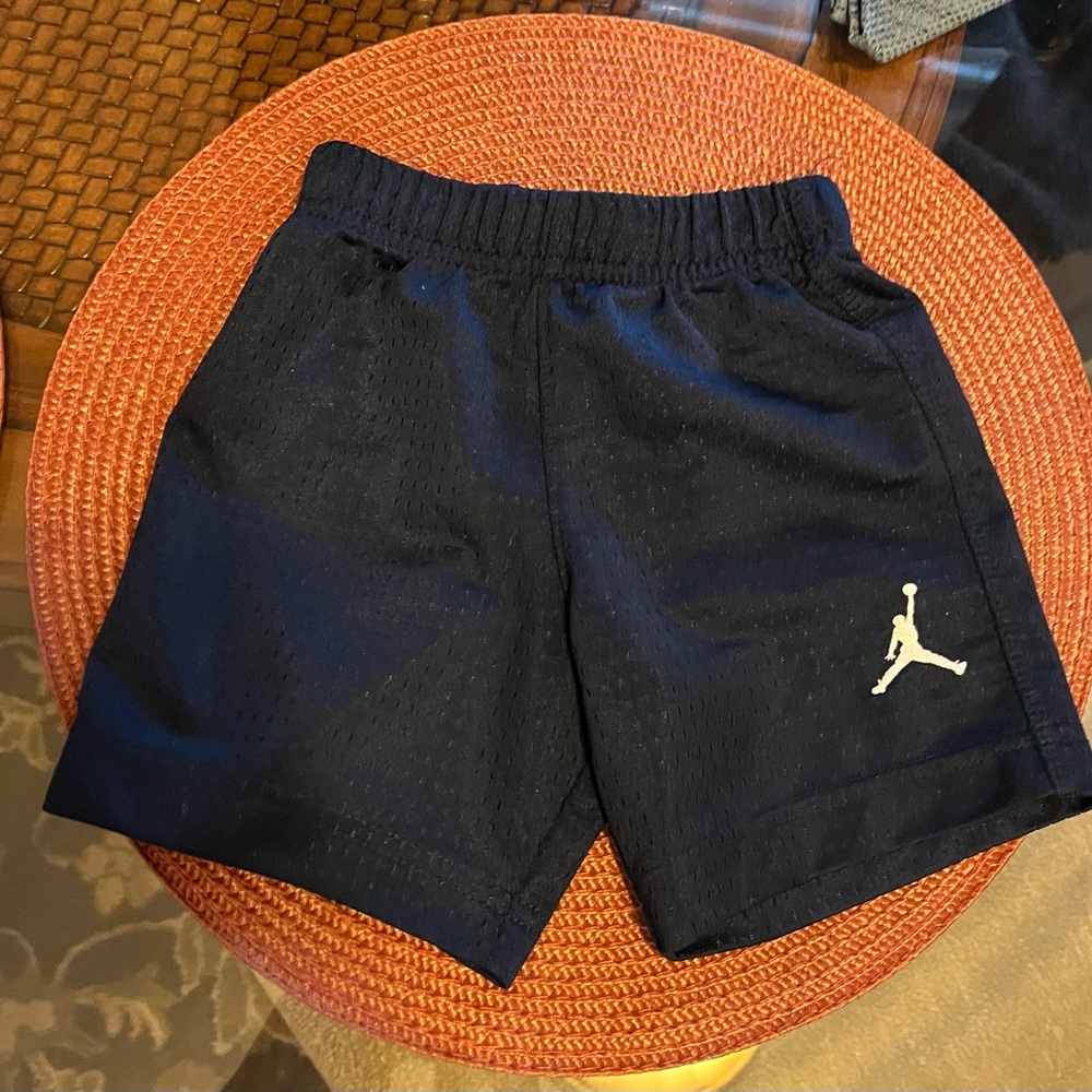 Set of 3 Boys Toddler Bottoms, Size 2T - Picture 2 of 4